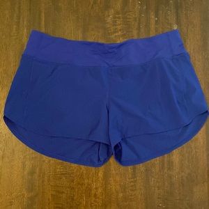 Lululemon Speed Up Mid-Rise Lined Short 4"